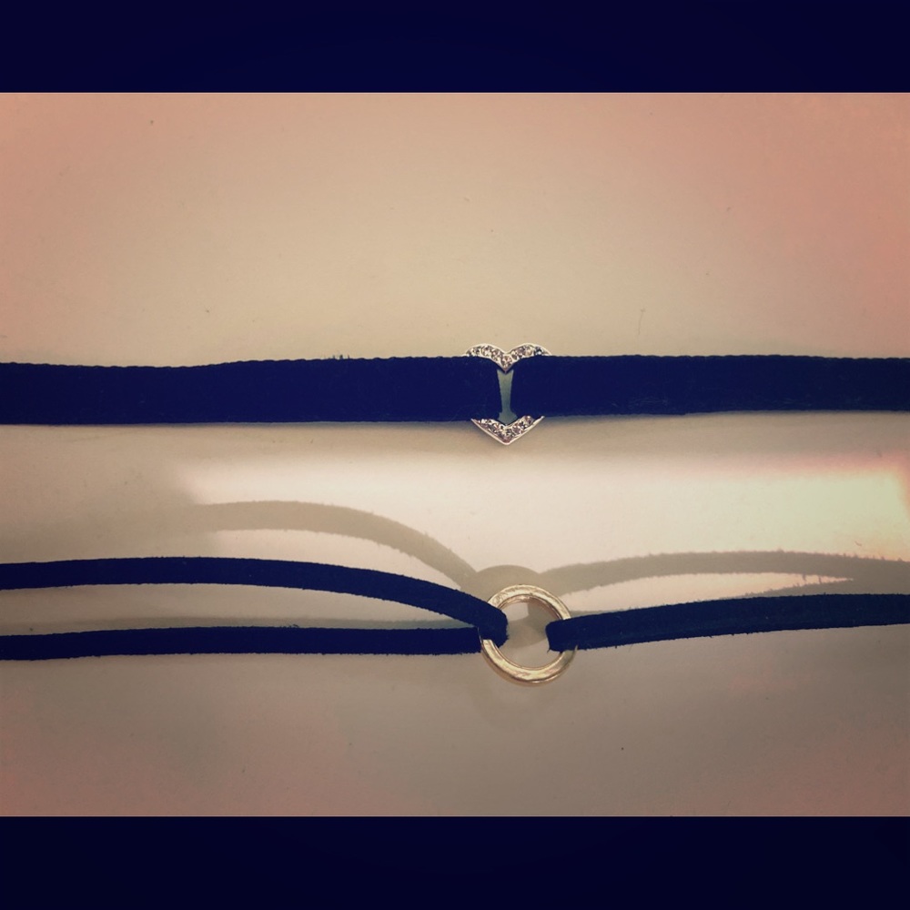 2 Beautiful chokers ❤️